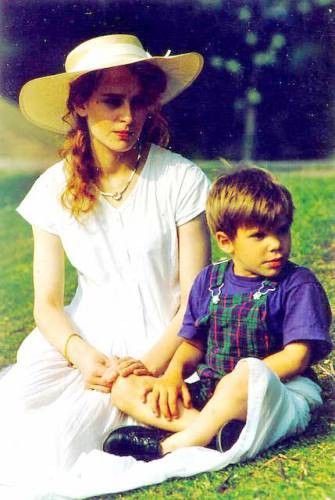Damien Tysoe as a child with his mother